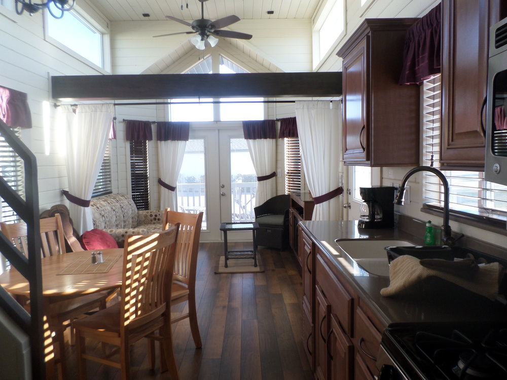 Vines Rv Resort Пасо Роблс Экстерьер фото