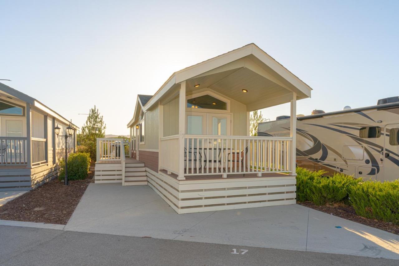 Vines Rv Resort Пасо Роблс Экстерьер фото